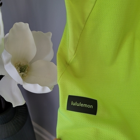 LULULEMON Ventilated Hiking Short Sleeve Shirt - Picture 6 of 8